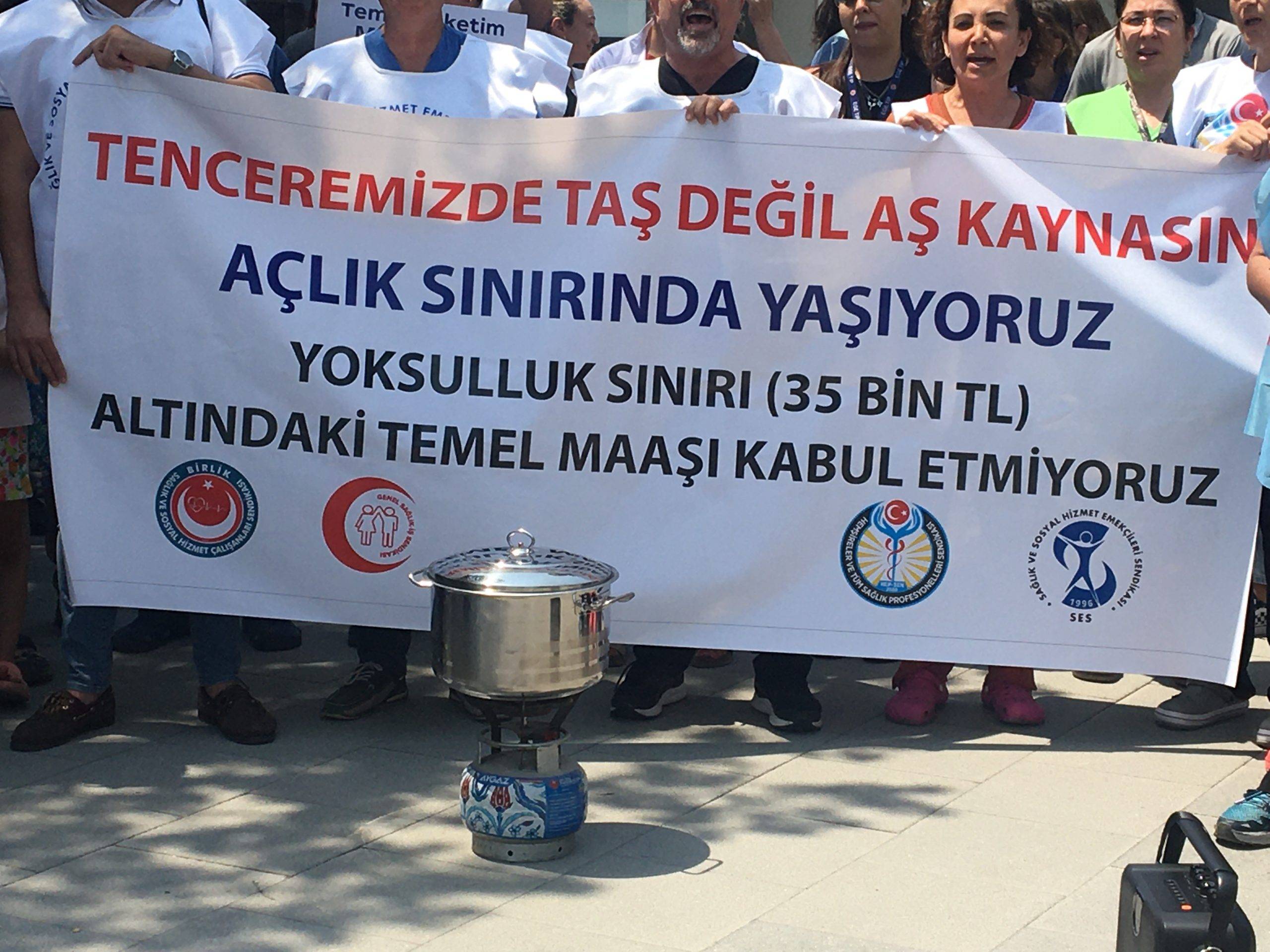 İzmir'deki Memur Eylemi ve Talepleri